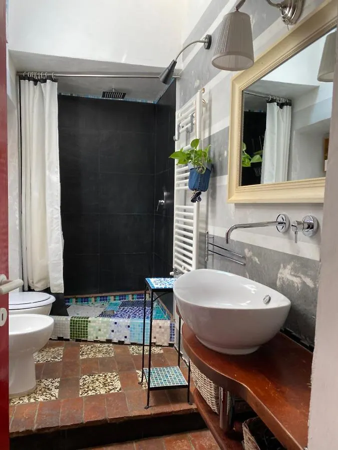 Hébergement de vacances Villa Vezzhouse à Vezzano Ligure