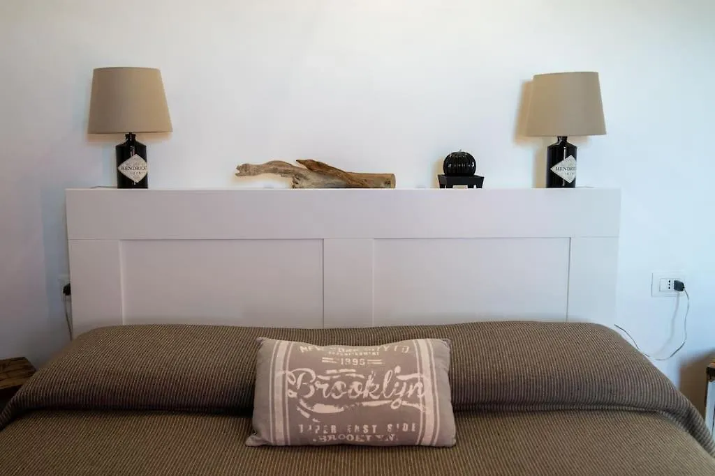 Villa Vezzhouse à Vezzano Ligure 0*,