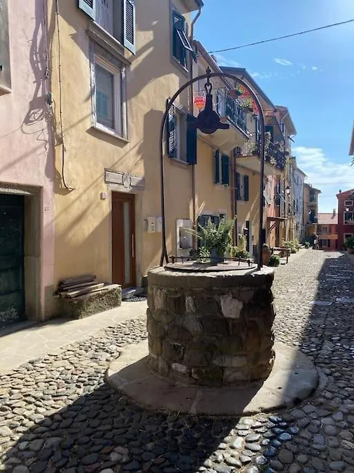 Vezzhouse Villa Vezzano Ligure 0*,  Italy